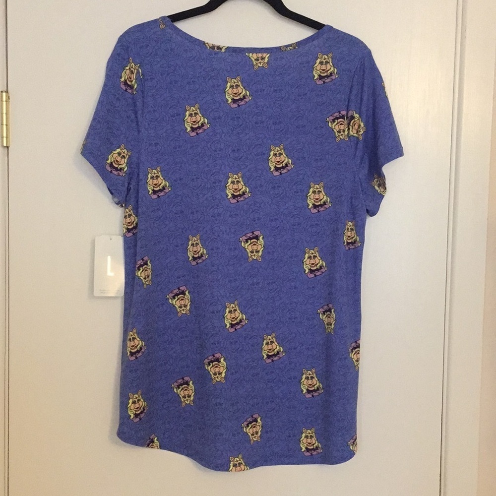 L LuLaRoe Classic T Shirt Disney DD21 1445 - Picture 4 of 5